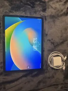 iPad Air 第5世代 256GB Wi-Fiモデル 美品 バッテリー99%