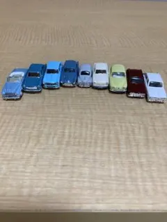 プージョ404三台アロンソ　ルノー4 イザベラ　ドーフィン　16三台1/87箱付 プージョ404三台アロンソ ルノー4 イザベラ ドーフィン 16三台1/87箱付