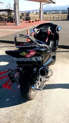 ブラックカラーカスタム【YAMAHA マジェスティ】ロンホイ‼︎ 極太マフラー‼︎ ブラックカラーカスタム【YAMAHA マジェスティ】ロンホイ‼︎ 極太