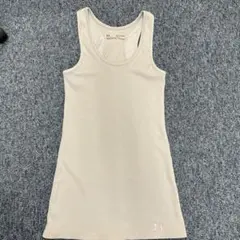 美品　アンダーアーマ　タンクトップのサムネイル