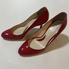 マドラス　赤エナメルパンプス　23.5cmのサムネイル