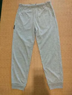 モンベル　WIC.リラックスパンツ　男女兼用XSサイズですが身長155前後の方に