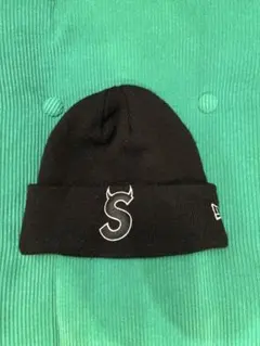 ジ*ー様 Supremeビーニー