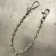 Item thumbnail for item 1e7a099c-98c9-4893-bdf3-c07c1c6c6704