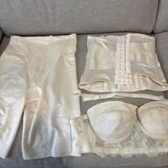 フォーシスアンドカンパニー D70 ブライダルインナー ウェディング