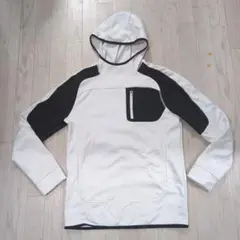 プーマ　PUMA スウェット　パーカー　 L keeps you warm