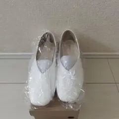 試着のみ Vカットスクエアトゥフラットシューズ 24cm