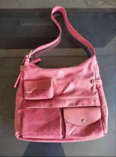 Item thumbnail for item 3dfae42b-96c9-417b-958e-20db94986549