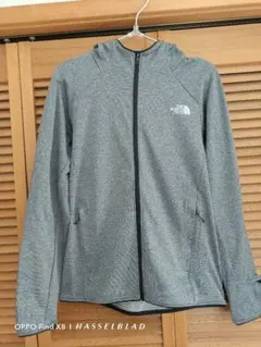 THE NORTH FACE サーマルバーサグリッドフーディ グレー S