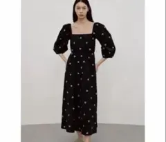 zara花柄 パフスリーブ ロングワンピース ブラック