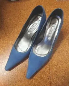 スエード パンプス