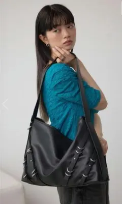 アズール　AZUL by moussy ナローベルトデザイントートバッグ　A4