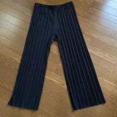 UNIQLO ユニクロ　プリーツストレートパンツ　美品　大きいサイズ