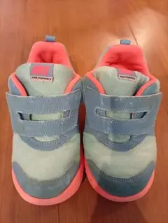 Item thumbnail for item 97c2e111-497c-4d74-83f5-186b3088b7af