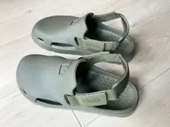 PUMA シブイ　ミュール　サンダル カーキのサムネイル