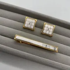 ☆新品同様☆YSL☆イヴ・サンローラン☆ネクタイピン☆カフスボタンセット☆1