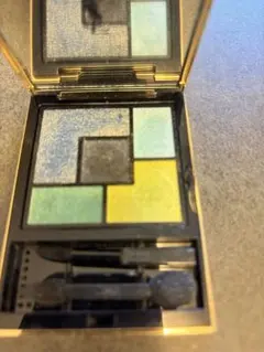 YSL アイシャドウパレット グリーン系 5色入り