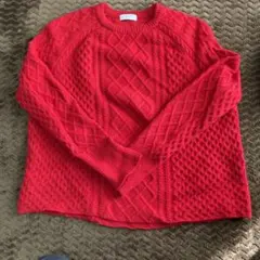 【送料込み】赤 ニット セーター 長袖 ケーブル編み