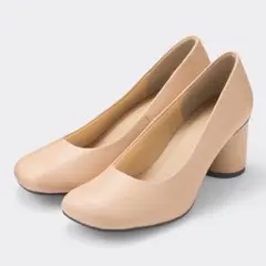 【新品未使用】GU オブリークトゥ パンプス ベージュのサムネイル