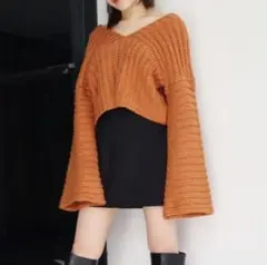 EMODA オレンジ Vネック ニットセーター 長袖