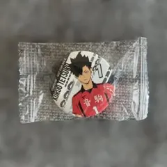 ハイキュー くら寿司 ビッくらポン 黒尾鉄朗 缶バッジとカードセット