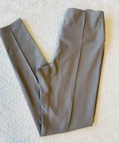 新品【SUKALA】ピンタックレギンス Sスカーラ　lava グレー