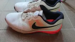 Nike ゴルフシューズ ホワイト/オレンジ