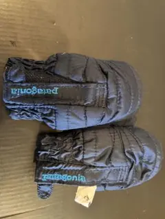patagonia ネイビー ミトン　ベビー　スノーグローブ