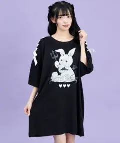 Secret HoneyデビルバニービッグTシャツのサムネイル