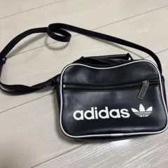 アディダス ショルダーバッグ 黒