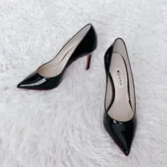 美品 DIANA ポインテッドトゥ エナメルパンプス 23.5cm レッドソール