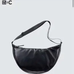 UNIQLO Cレザータッチラウンドショルダーバッグ ブラック