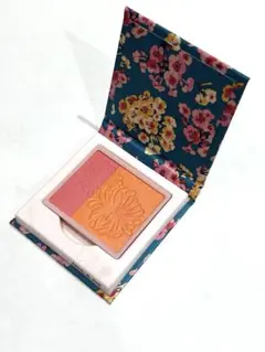 ポール&ジョーパウダーチーク オレンジ ピンク