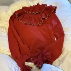 リリーブラウン　オレンジ　フリルニット