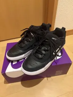NIKE SB ISHOD ブラック スニーカー ナイキ