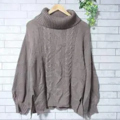 ちー様　アースミュージックアンドエコロジー　タートルネック　　モカ　ボリューム袖