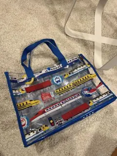 Item thumbnail for item 2c195883-66ee-4725-b5de-ebff8e152e72