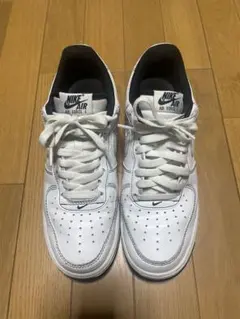 NIKE AIR FORCE 1 '07 