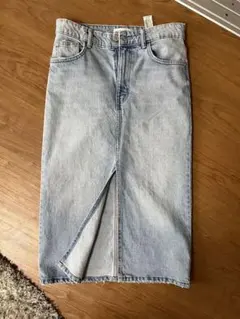 ほぼ新品ZARA ライトブルー タイトスカート EUR Sサイズ