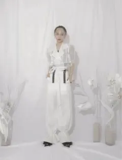 melt the ladyシースルーショートトレンチトップスのサムネイル