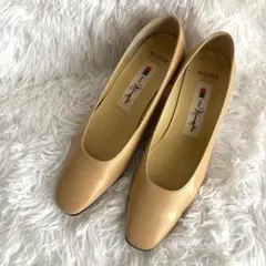 Item thumbnail for item 6d9568e2-266d-40a3-a0bb-8a2ab7ea12a4