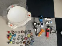 ベイブレードバースト 引退品まとめ売り　スタジアム付き