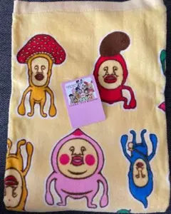 【最終値下げ】『タグ付き』こびとづかん　バスタオル　約60×120㎝