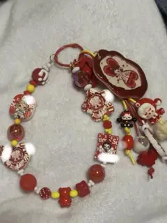 スカルパンダやモリーの紅白ビーズ ハンドメイドストラップ　キーホルダー