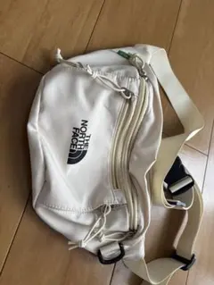 THE NORTH FACE ホワイト ショルダーバッグのサムネイル