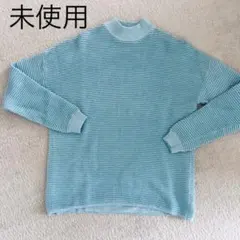 新品　トップスのサムネイル