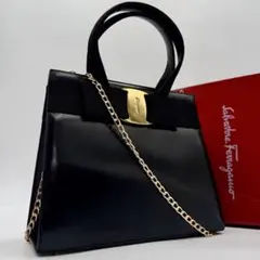 フェラガモ ヴァラリボン　2way チェーン　ショルダーバッグ　ハンドバッグ