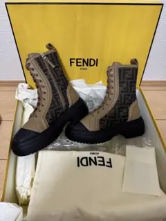 FENDI FFロゴ レースアップブーツ レディースのサムネイル