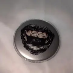 ＸＧ×河村康輔 コラボ「Tin Badge -WOKE UP-」缶バッジのサムネイル