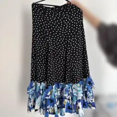 イベリア フラメンコスカート 黒水玉と青花柄 イベリア フラメンコスカート 黒水玉と青花柄 セビージャモデル